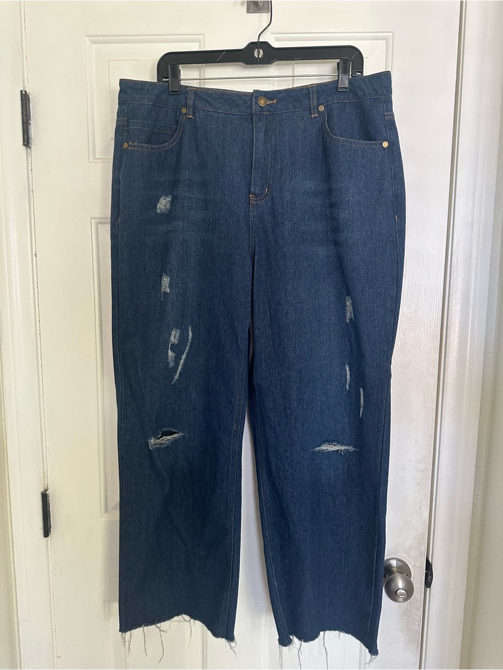Women’s Distressed Wide Leg Dark Blue Cropped Jeans